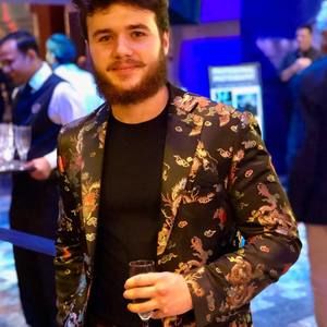 Meet your Posher, Ryan